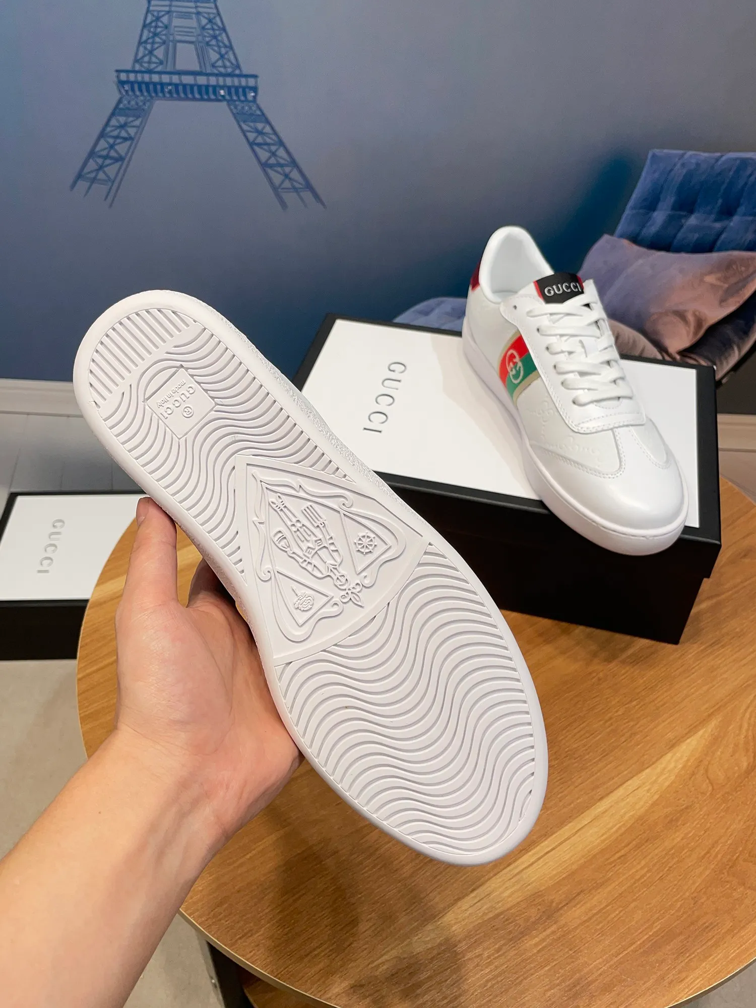 Factory price: 400💰New model is here again! [Gucci Sports Men's Shoes] Gucci fashionable casual men's shoes🇨🇳Original 1:1 mold, new model debuts first💯Not high-profile but avant-garde, simple, low-key and fashionable, super versatile style🌿Made of first-layer cowhide➕Sheepskin lining🎋The version is comfortable on the feet, first-class workmanship🍍Size 38-44, (customized 45)
